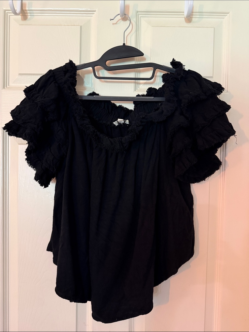 Umgee Black Raw-Edge Ruffle Sleeve Off-The-Shoulder Blouse
